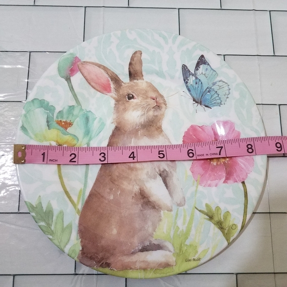 Lisa Audit Bunny Melamine 8.5 Inch Plate - Picture 4 of 6